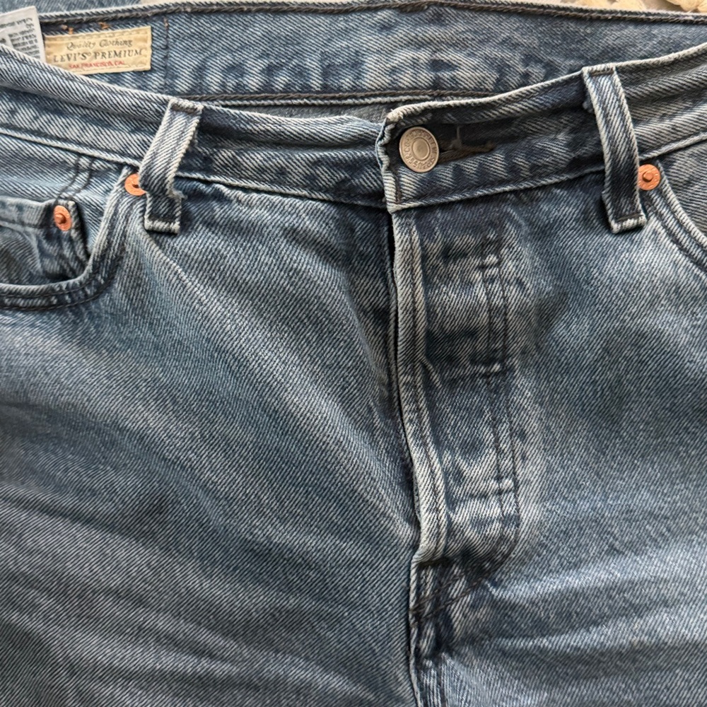 Levi’s 501 90’s Jean - Picture 5 of 9